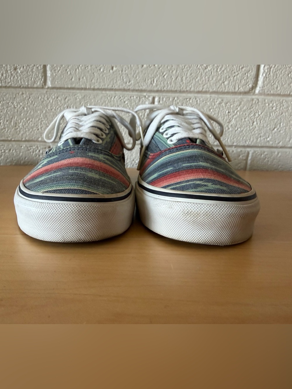 Vans Era Van Doren Multi Color Aztec Southwestern Print Skate Low Top
Shoes 10US - Picture 3 of 9